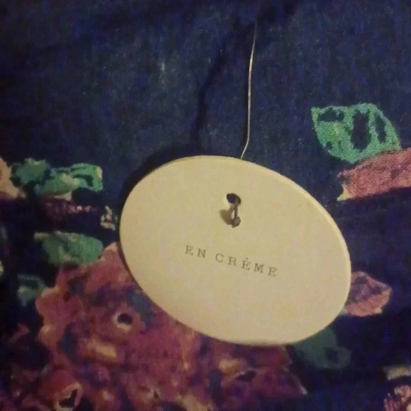 NWT - En Creme Floral Off The Shoulder Blouse (Small or Med) - Picture 6 of 8